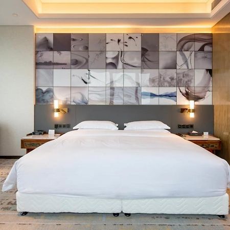 Wyndham Grand Suzhou Fenhu Hotel Xinta Buitenkant foto