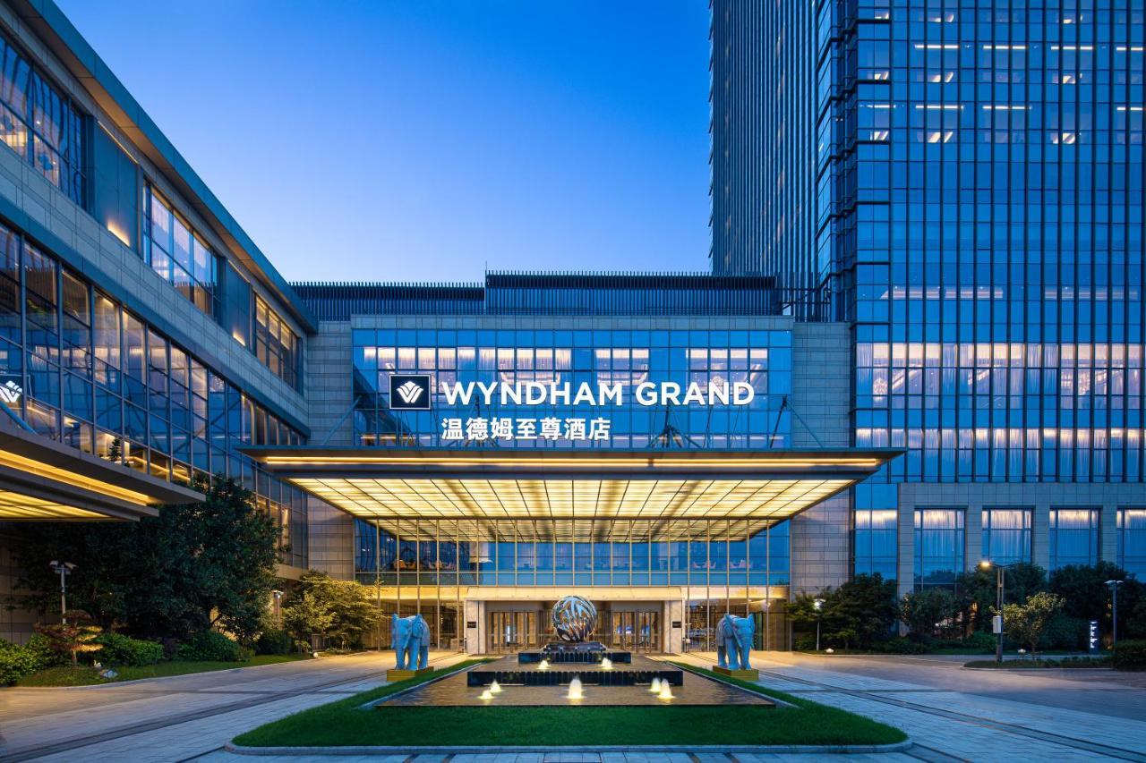 Wyndham Grand Suzhou Fenhu Hotel Xinta Buitenkant foto