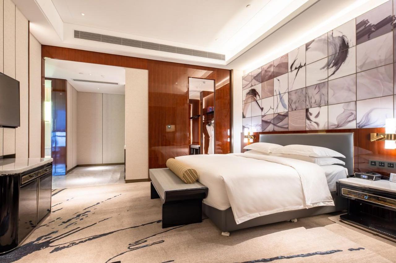 Wyndham Grand Suzhou Fenhu Hotel Xinta Buitenkant foto